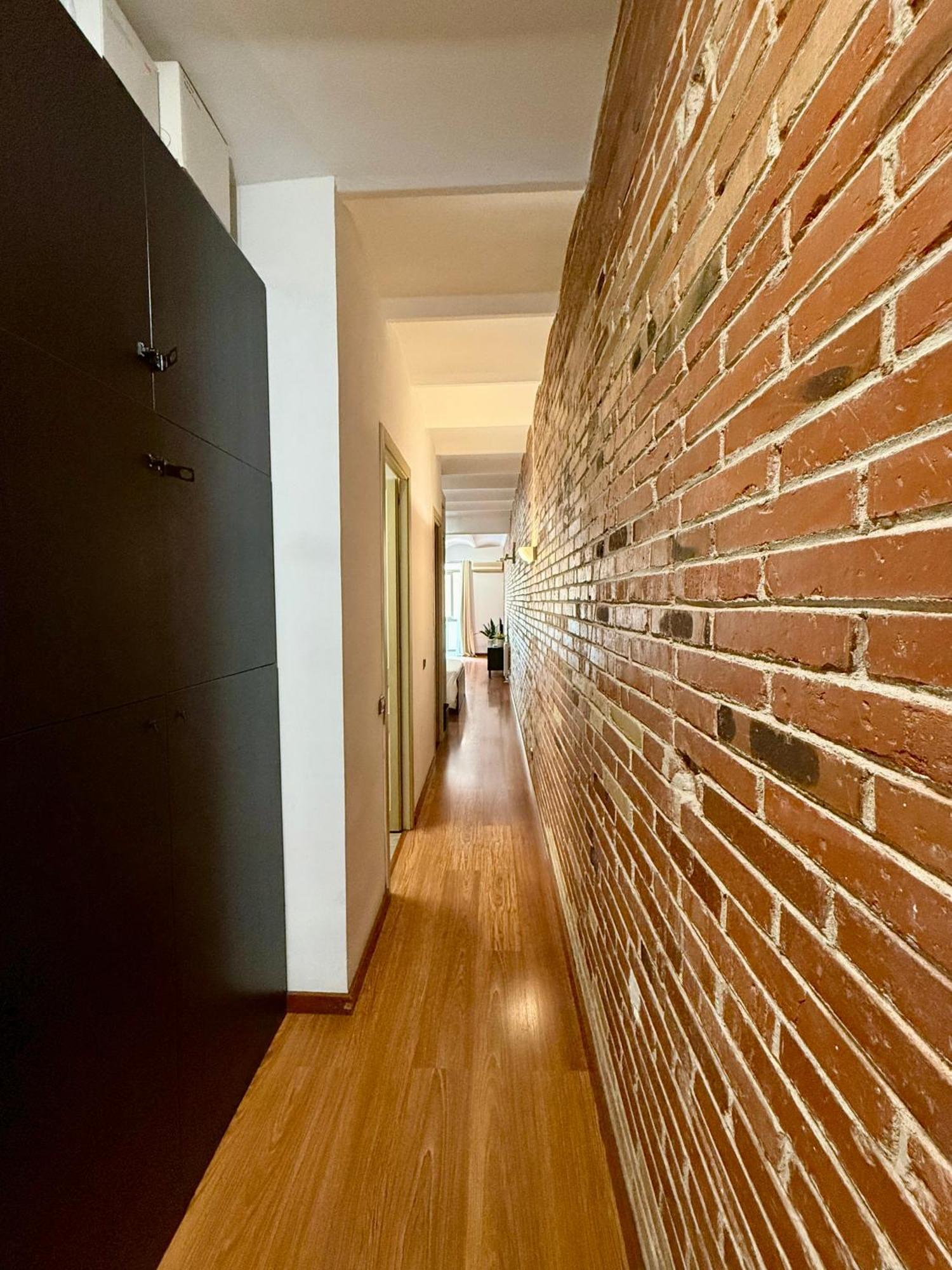 Newly Renovated Stylish Eixample - Great Location Barcelona Eksteriør billede